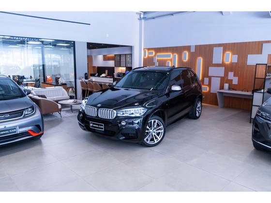 BMW X5 3.0 4X4 M50D I6 TURBO DIESEL 4P AUTOMÁTICO